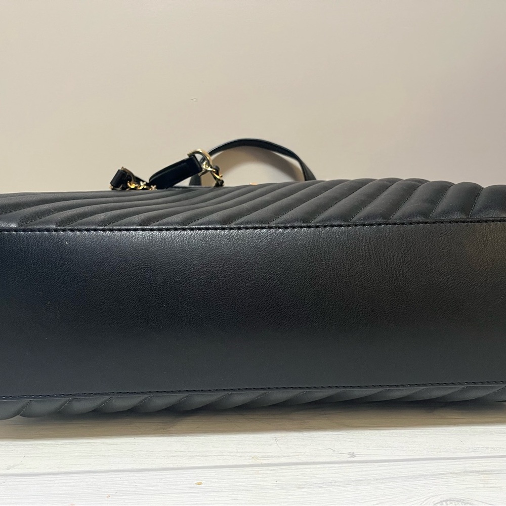Michael Kors Black Quilted Chain Tote - Picture 3 of 8